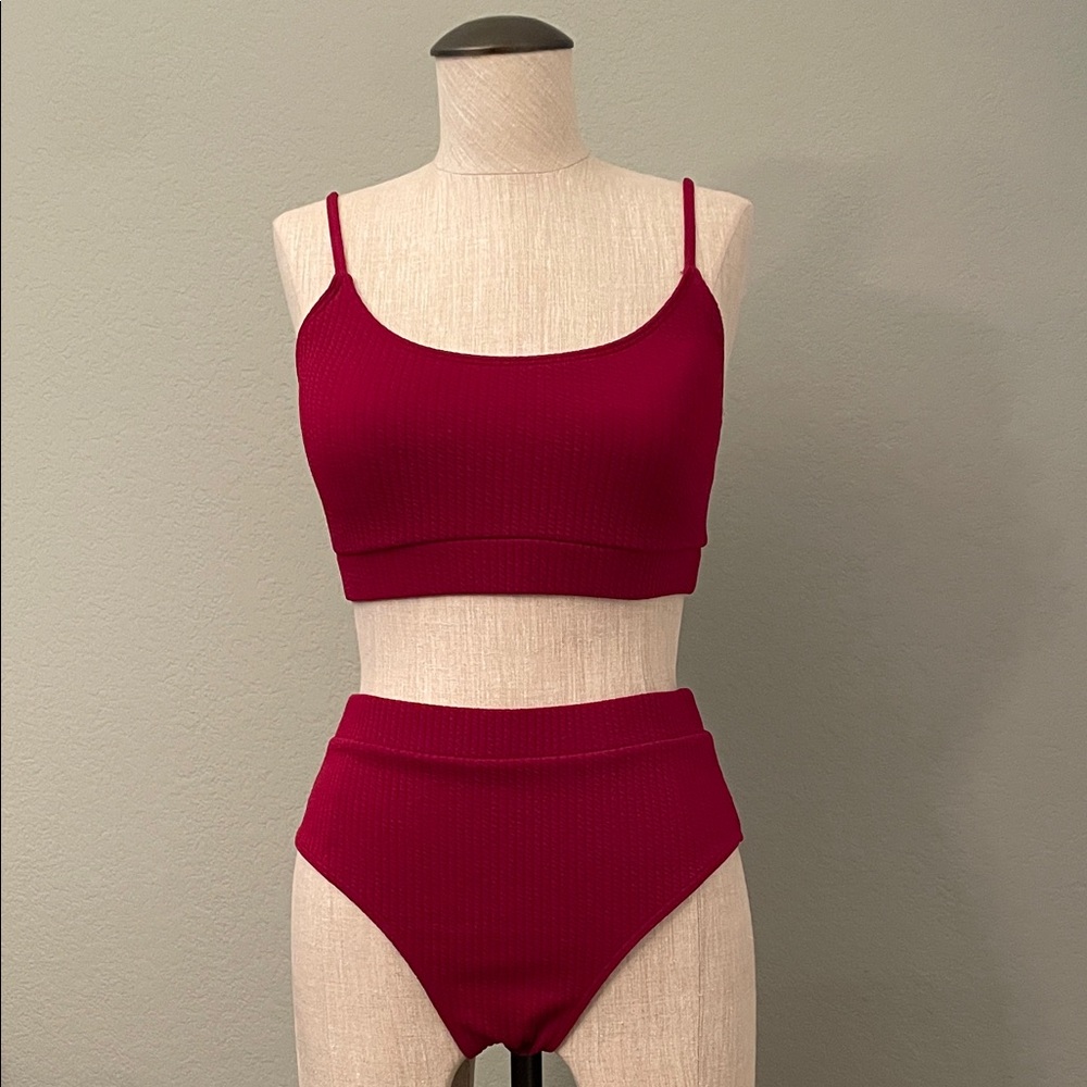 Woman’s 2-Piece Bathing Suit